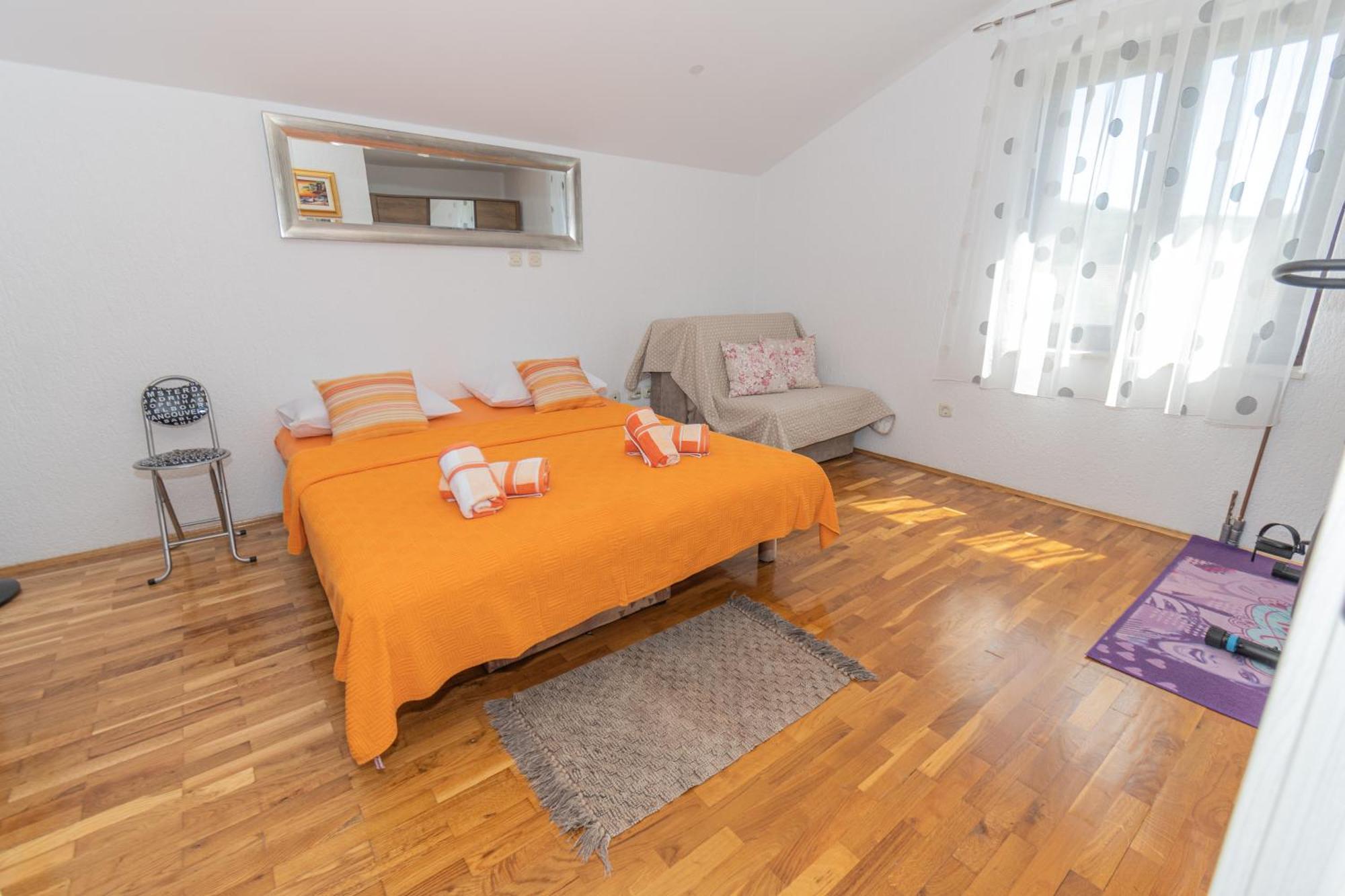 Spacious Villa For 10 With A Big Private Pool Trilj Exterior foto